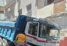 El hundimiento de un camión descubre una canalización de agua subterránea del siglo XVIII