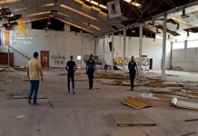La Guardia Civil detiene in fraganti a dos personas robando placas solares en el tejado de una nave industrial de Sax