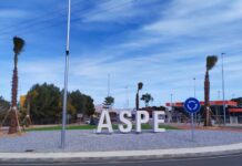 Finalizan las obras de la rotonda de avenida de Orihuela
