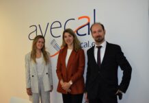 Avecal y Cuatrecasas analizan cómo afecta el impuesto sobre los envases plásticos al sector del calzado