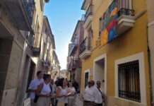 Diez años de pintura a pie de calle con Art Al Balcó