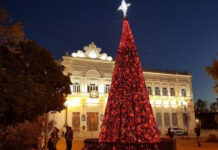 Villena enciende hoy sus luces de Navidad con actividades infantiles y un gran concierto para todos los públicos