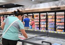 Family Cash prevé contratar a 100 trabajadores para su nuevo hipermercado en Petrer