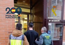 La Policía Nacional y la Guardia Civil detienen a un varón por robar, cuchillo en mano, en cinco establecimientos
