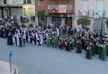 Las bandas de tambores y cornetas anuncian la proximidad de la Semana Santa de Pinoso