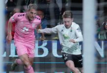 Peque se vale de sí mismo para meter a su equipo en Playoff tras ganar al CD Eldense