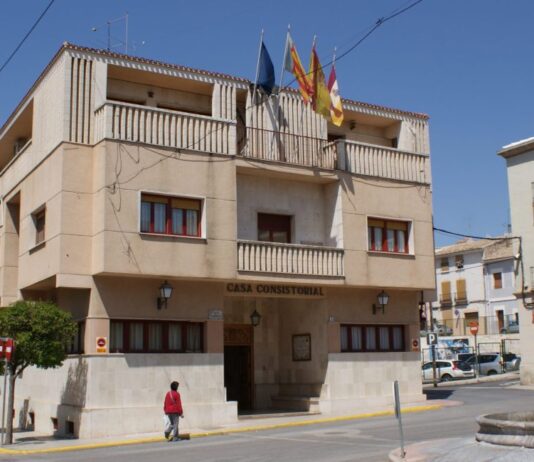 El Pinós recibe una subvención de 26.356,45 euros para Servicios Sociales