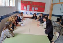 Villena se opone a la supresión del Colegio Santa Teresa