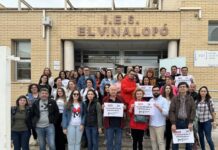 Novelda se suma a las protestas por los recortes en la EOI