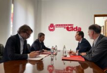 Mazón se compromete con Elda para abordar los retos de los eldenses