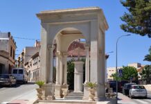 Aspe reforma la Cruz de Orihuela