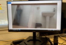 La Guardia Civil investiga a un individuo por realizar grabaciones con un teléfono móvil en un aseo de un mercado municipal