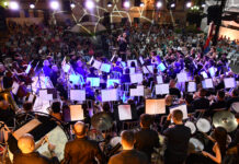 El tradicional concierto de la SULP entusiasma a los pinoseros