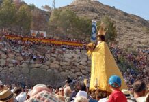 Aspe se vuelca con la llegada de la Virgen