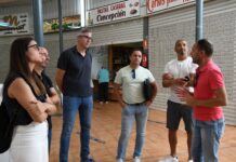 El Ayuntamiento de El Pinós busca soluciones para las goteras del Mercado