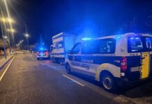 La Policía Local de Elda intercepta al conductor de un furgón que circulaba con el carné caducado y bajo los efectos de sustancias estupefacientes