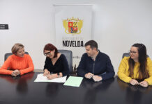 El Ayuntamiento de Novelda y las AMPAS han firmado un convenio para los Juegos Escolares