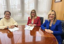 El Ayuntamiento renueva el convenio con la AECC