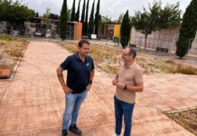 Petrer inicia la construcción de nuevos nichos y columbarios en el cementerio municipal