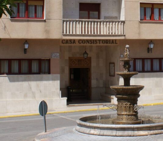 El Ayuntamiento de El Pinós finaliza su organización interna con el cambio en la Alcaldía