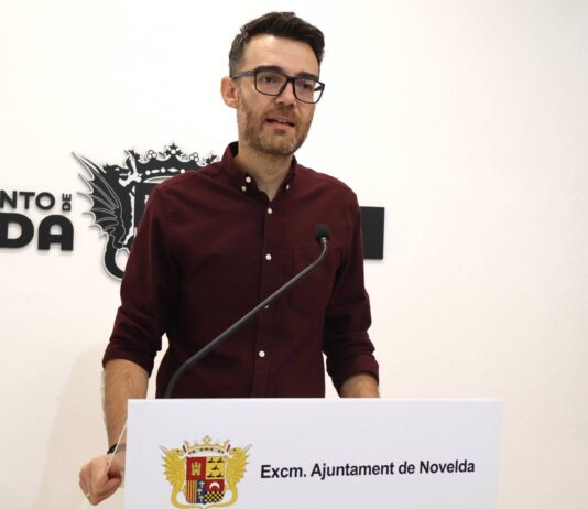 El alcalde de Novelda, Fran Martínez, reestructura el grupo de gobierno