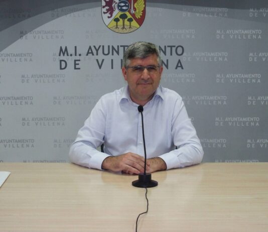 Olivares critica al Consell y Diputación su nula aportación al V Centenario de Villena