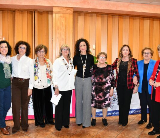 El Pinós celebró la tradicional Cena Solidaria Anual contra el Cáncer