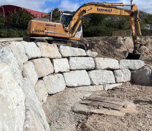 Petrer consolida el talud de la Rambla de Puça