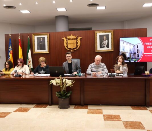 Novelda aprueba los presupuestos municipales para 2026