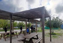 Aspe instala nuevas zonas de sombra en los huertos ecológicos y en el Aula de la Naturaleza