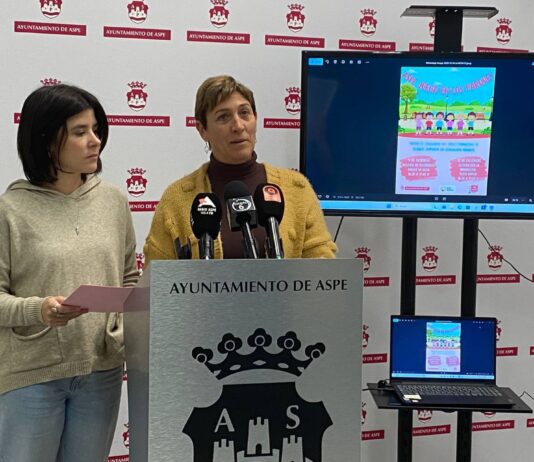 Educación pone en marcha el proyecto “Aspe juega en los parques»