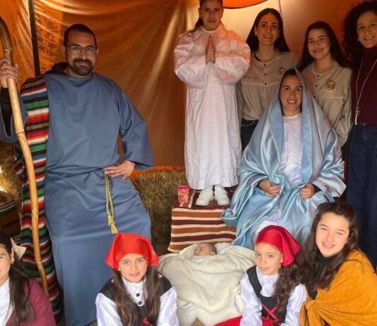 El Pinós celebró su tradicional Belen Viviente