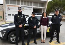 La Policía Local de El Pinós cuenta con un nuevo vehículo
