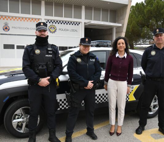 La Policía Local de El Pinós cuenta con un nuevo vehículo
