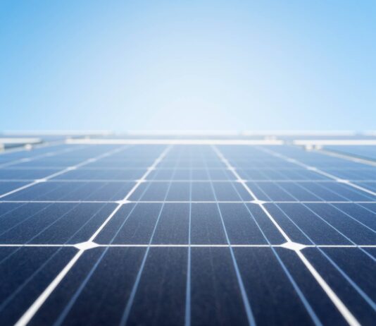 La Conselleria aprueba de forma definitiva la modificación del PGOU de Biar para la regulación de instalaciones fotovoltaicas