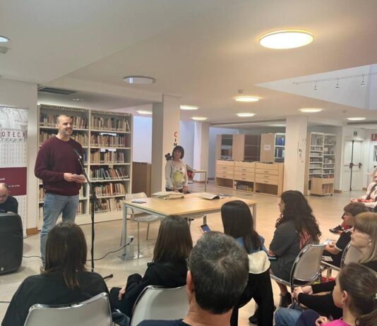 Elda dio a conocer a los premiados en los concursos literarios