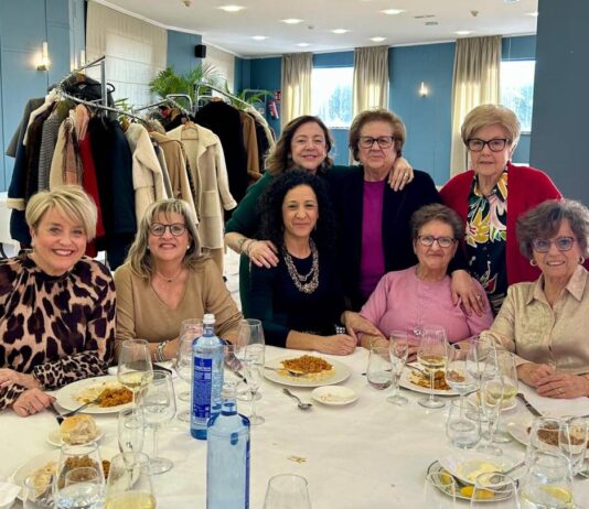 La Asociación Alicante contra el Cáncer celebró su Comida anual