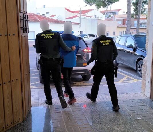 Detenido en Novelda el presunto autor de un atraco con cuchillo en una gasolinera