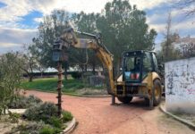 Aspe instala nuevas farolas solares en Padre Ismael