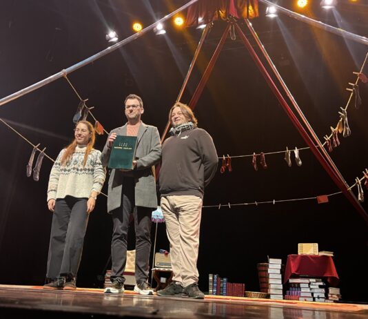 Petrer acoge el preestreno del espectáculo “Lloc”