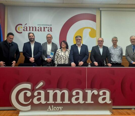 Villena presentó en Alcoi su Nodo Logístico