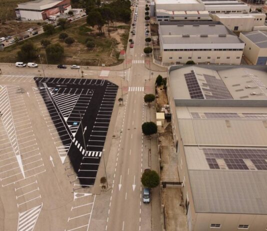 El polígono Les Pedreres de Petrer cuenta con un nuevo aparcamiento