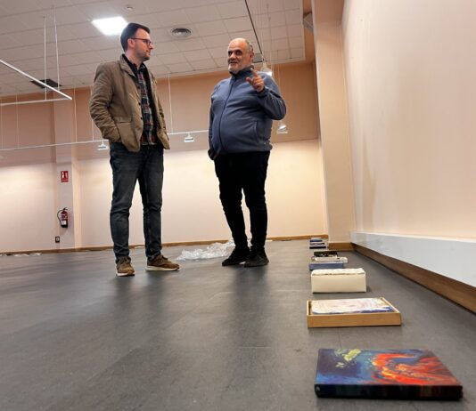 El Centro Cultural de Petrer acoge una exposición de 100 artistas