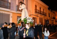 El Pinós celebra la restauración de El Nazareno con una procesión