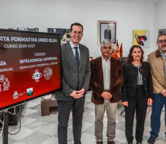 La UNED Elda amplía su oferta de grados