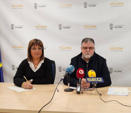 Villena defiende la mejora de la Educación Pública