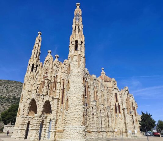 Novelda desmontará el pináculo de la torre del Santuario