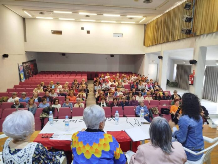 asamblea_amas_de_casa_pinoso