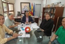 Aspe renueva el convenio con Amigos de la Basílica
