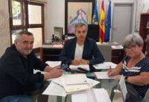 Aspe firma dos convenios de colaboración para personas con discapacidad